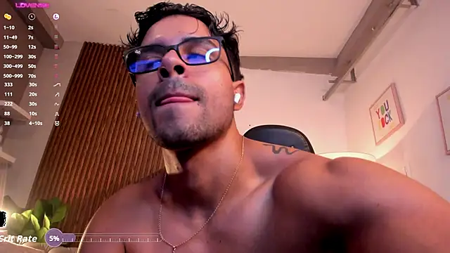 liam collins21 online show from 05-11-26, 04:04
