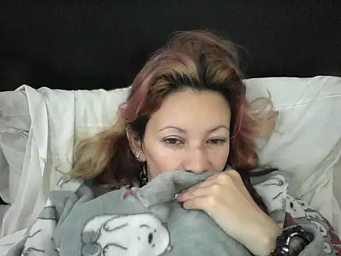 Snapshot of Paulita_x3 chatting on 12-27-24, 11:39 Paulita x3 online show from 12-27-24, 11:39