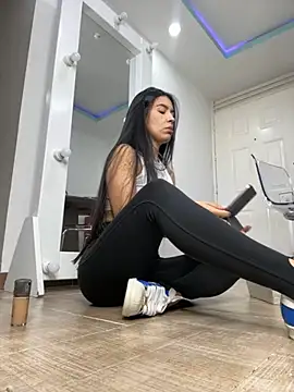 Lexa queen online show from 10-22-25, 01:28