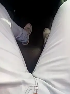 Snapshot of Brutao_ chatting on 11-03-25, 10:49 Brutao online show from 11-03-25, 10:49