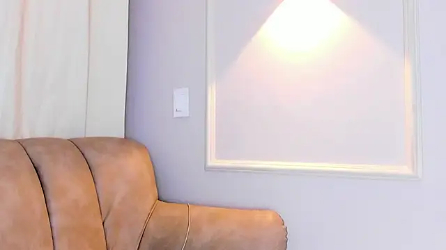 Lia walton online show from 02-25-25, 12:03