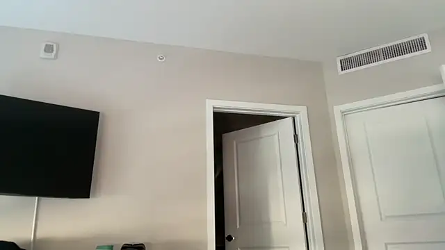 xoxoxjenn online show from 06-21-26, 03:36