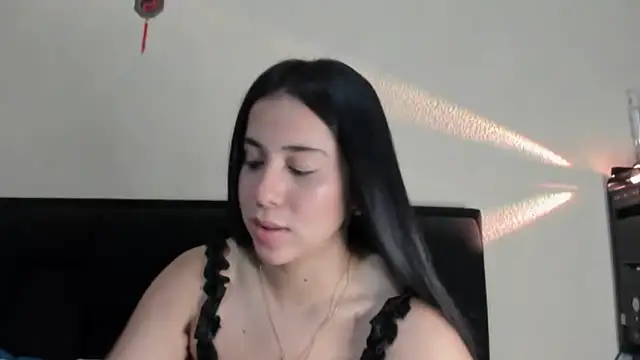 Gigi-bom online show from 12-28-24, 11:05