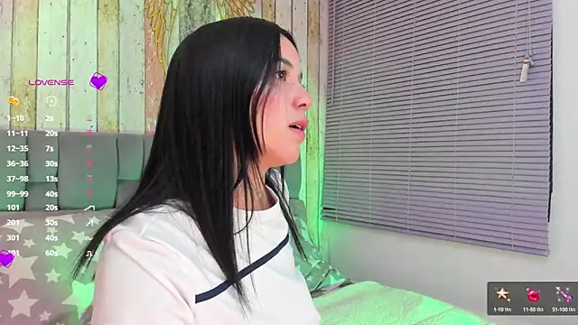 Gigi-bom online show from 02-08-25, 12:17