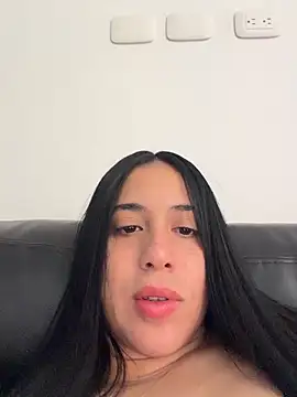 Gigi-bom online show from 06-23-26, 07:01