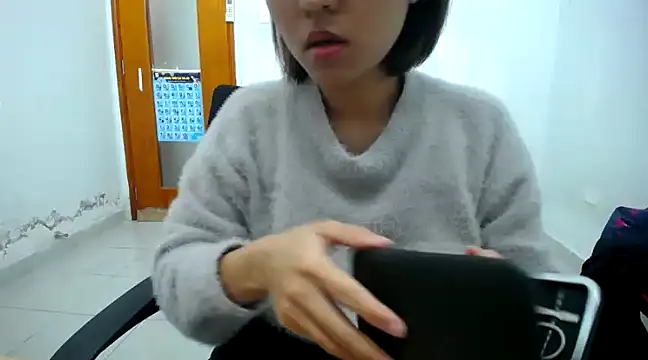 Michiko1 online show from 01-30-25, 03:22