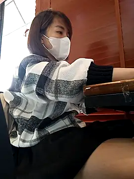 Michiko1 online show from 02-15-25, 04:58