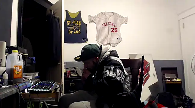 Snapshot of sledge901 chatting on 01-17-25, 11:38 sledge901 online show from 01-17-25, 11:38