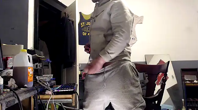 Snapshot of sledge901 chatting on 01-22-25, 01:53 sledge901 online show from 01-22-25, 01:53