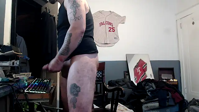 Snapshot of sledge901 chatting on 01-24-25, 06:25 sledge901 online show from 01-24-25, 06:25