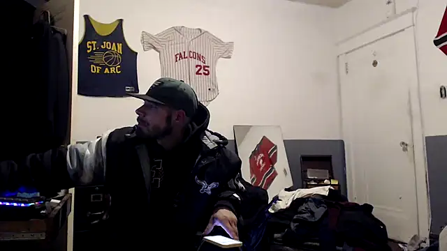 Snapshot of sledge901 chatting on 01-28-25, 05:00 sledge901 online show from 01-28-25, 05:00