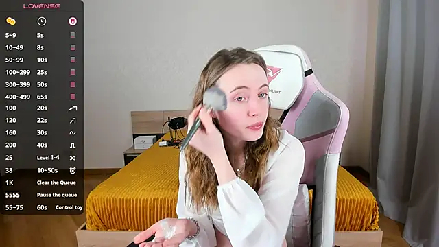 Cowell Adelina online show from 11-01-25, 08:49