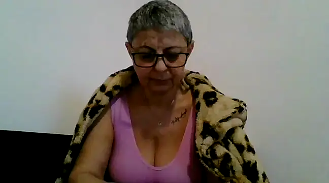 roseblak42 online show from 02-13-25, 03:24