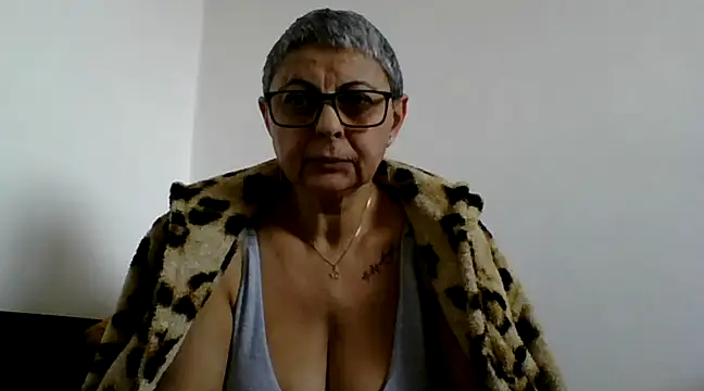 roseblak42 online show from 02-14-25, 10:38
