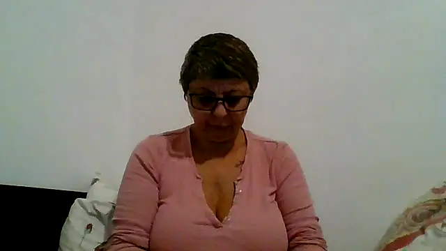 roseblak42 online show from 11-07-25, 03:45