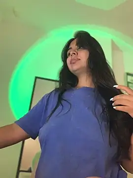 Snapshot of Alessiasex_ chatting on 02-10-25, 06:24 Alessiasex online show from 02-10-25, 06:24