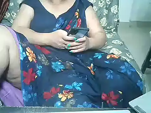 Snapshot of Punambhabisexy chatting on 01-27-25, 11:11 Punambhabisexy online show from 01-27-25, 11:11
