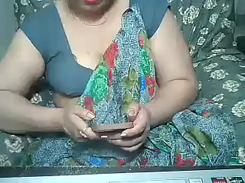 Snapshot of Punambhabisexy chatting on 03-12-25, 07:17 Punambhabisexy online show from 03-12-25, 07:17
