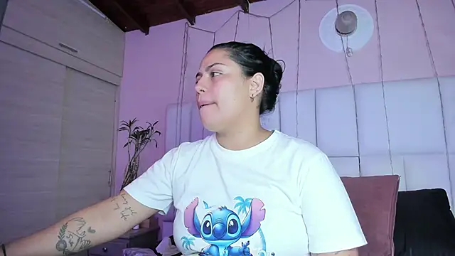 kiana cream online show from 09-24-25, 12:30