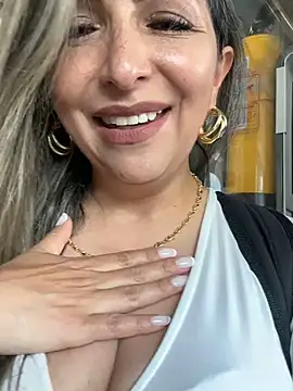  Abril-Office1 online show from 12-04-24, 04:49