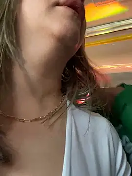  Abril-Office1 online show from 12-16-24, 04:38