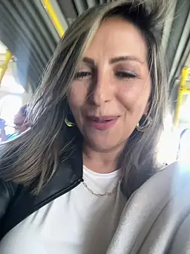  Abril-Office1 online show from 12-17-24, 06:20