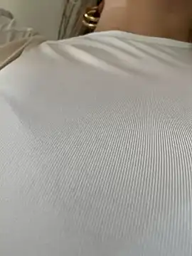  Abril-Office1 online show from 01-07-25, 03:44