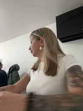  Abril-Office1 online show from 01-20-25, 07:46