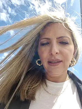  Abril-Office1 online show from 02-07-25, 04:24