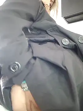  Abril-Office1 online show from 02-19-25, 04:22