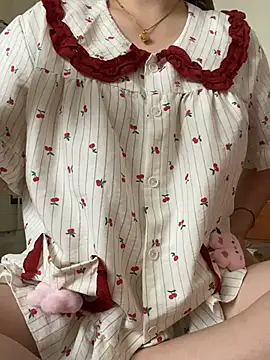 Ruby bear online show from 03-25-26, 07:47