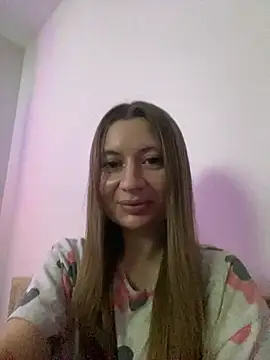 Snapshot of me___ow chatting on 12-27-24, 03:26 me ow online show from 12-27-24, 03:26