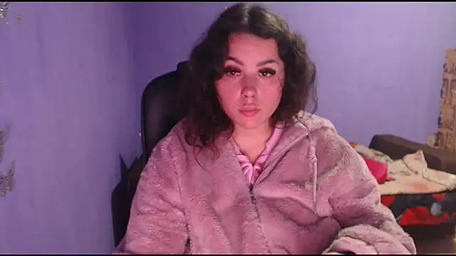 LovelyJulliette online show from 01-10-25, 04:51