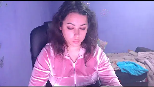 LovelyJulliette online show from 01-11-25, 04:57