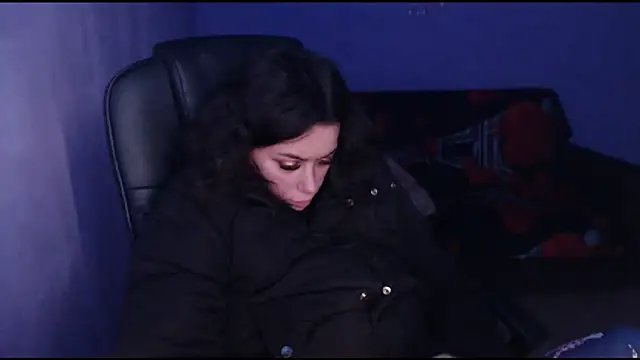 LovelyJulliette online show from 01-15-25, 01:41