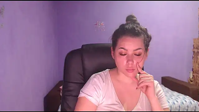 LovelyJulliette online show from 01-15-25, 11:51