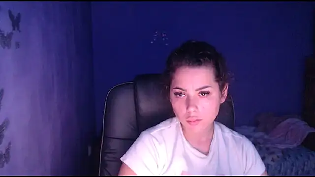 LovelyJulliette online show from 01-21-25, 02:05