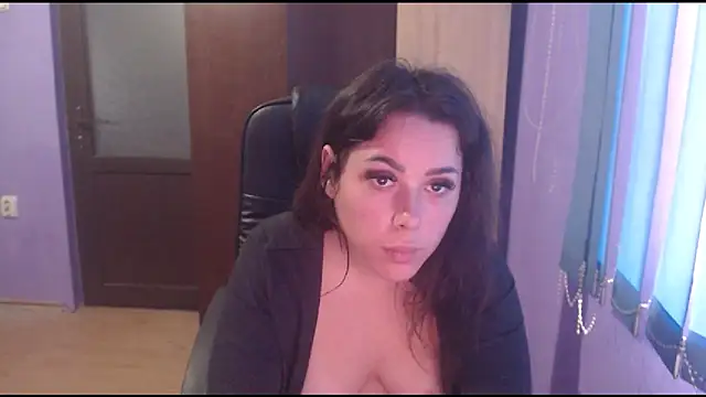 LovelyJulliette online show from 02-02-25, 01:19