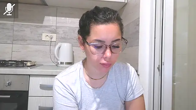 LovelyJulliette online show from 11-23-25, 02:28