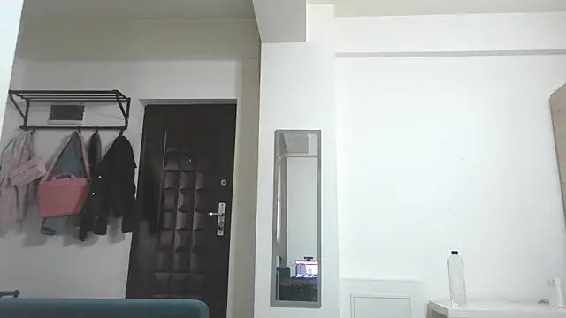 Snapshot of LovelyJulliette chatting on 03-16-26, 01:48 LovelyJulliette online show from 03-16-26, 01:48