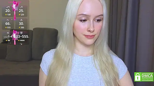 Snapshot of CaseyLabow chatting on 12-21-24, 04:03 CaseyLabow online show from 12-21-24, 04:03