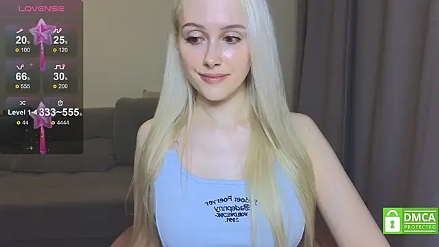 Snapshot of CaseyLabow chatting on 02-05-25, 02:59 CaseyLabow online show from 02-05-25, 02:59