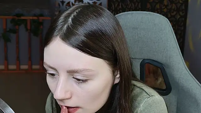 Snapshot of VeliraBraitberg chatting on 02-05-25, 05:09 VeliraBraitberg online show from 02-05-25, 05:09