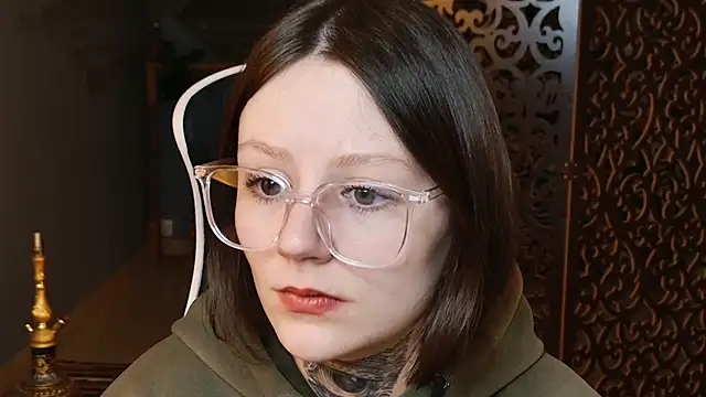 Snapshot of VeliraBraitberg chatting on 03-21-25, 08:17 VeliraBraitberg online show from 03-21-25, 08:17