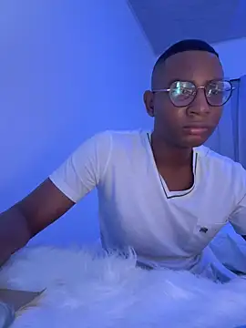 Snapshot of Arwens_bell08 chatting on 02-09-25, 10:32 Arwens bell08 online show from 02-09-25, 10:32