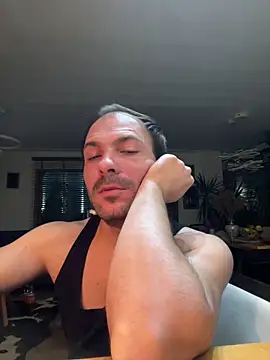 Adventurehotman online show from 12-19-24, 12:34