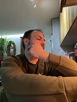 Adventurehotman online show from 03-15-25, 12:04