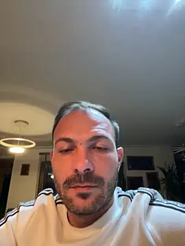 Adventurehotman online show from 10-05-25, 05:33