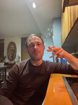 Adventurehotman online show from 05-01-26, 06:34