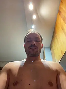 Adventurehotman online show from 05-05-26, 10:07